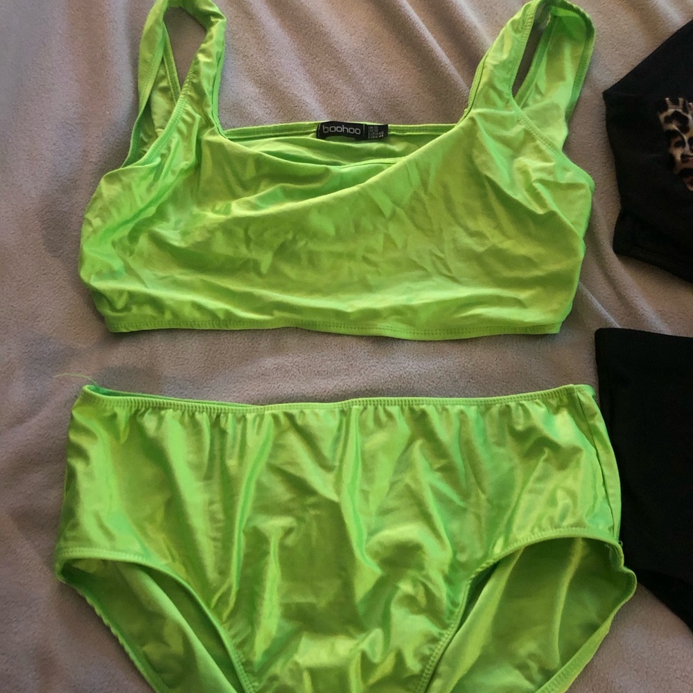 Plus Size HOT swimsuit bundle! 🩱